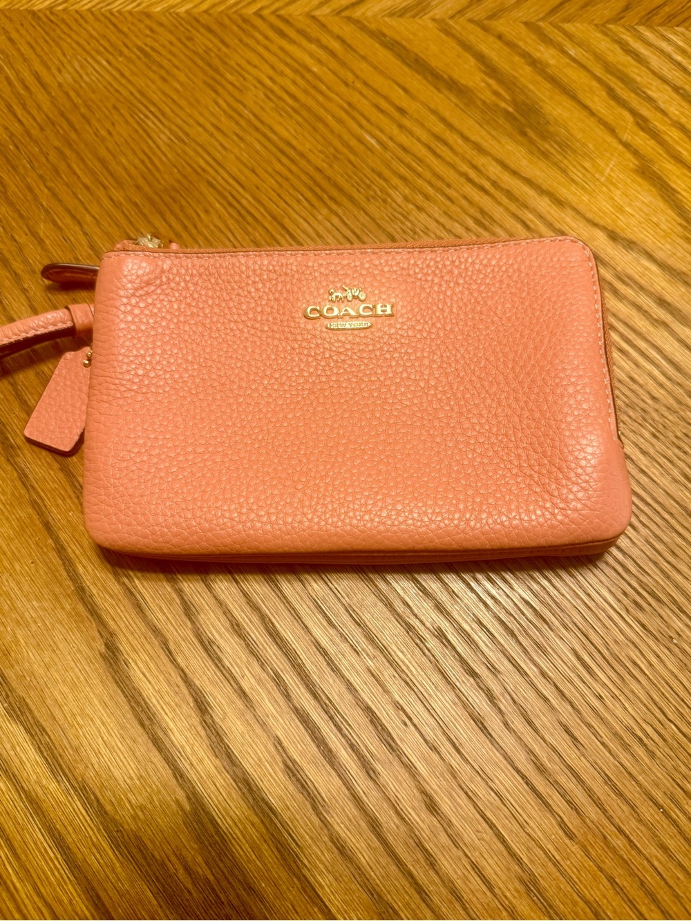 Coach Coral Pebbled Leather Wristlet Wallet Zip Pouch Designer Wristlet Clutch